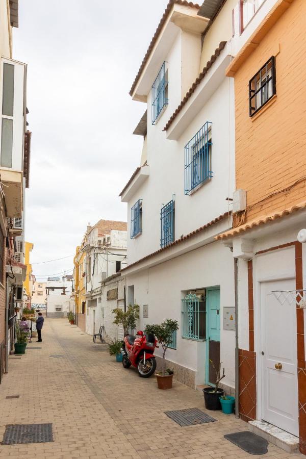 Sea & Wave Pedregalejo Beach Apartment Malaga Exterior photo